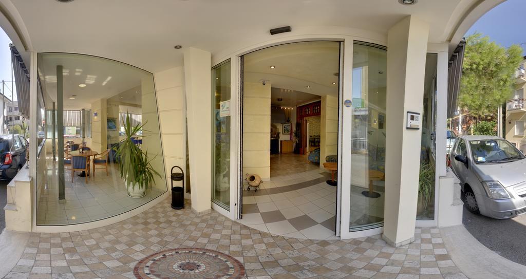 Hotel Ave Rimini Exterior foto